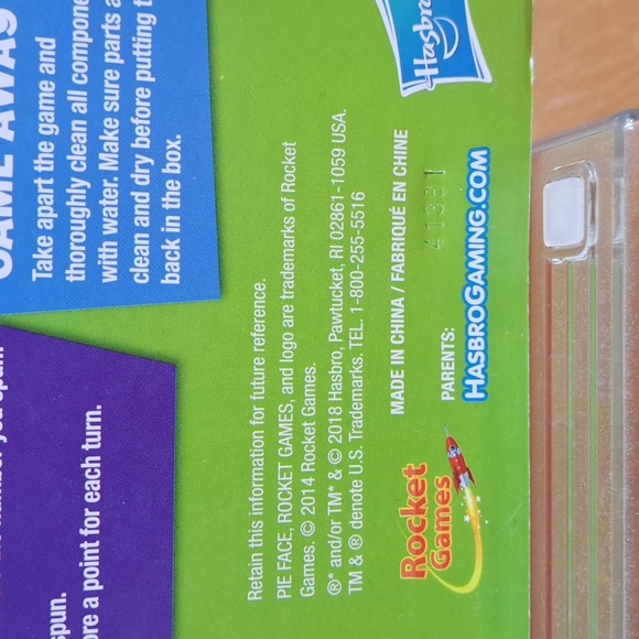 New sealed in box Hasbro Pie Face 2018 family game - Picture 5 of 7